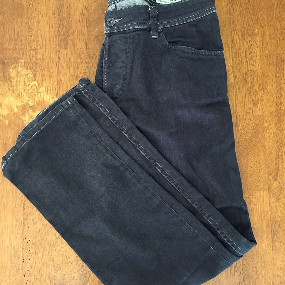 Diesel Jeans Size 33/32, in like new condition